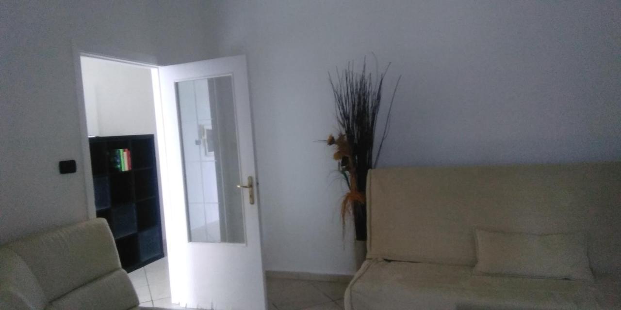 Oasi Hause Villa Castel Volturno Luaran gambar