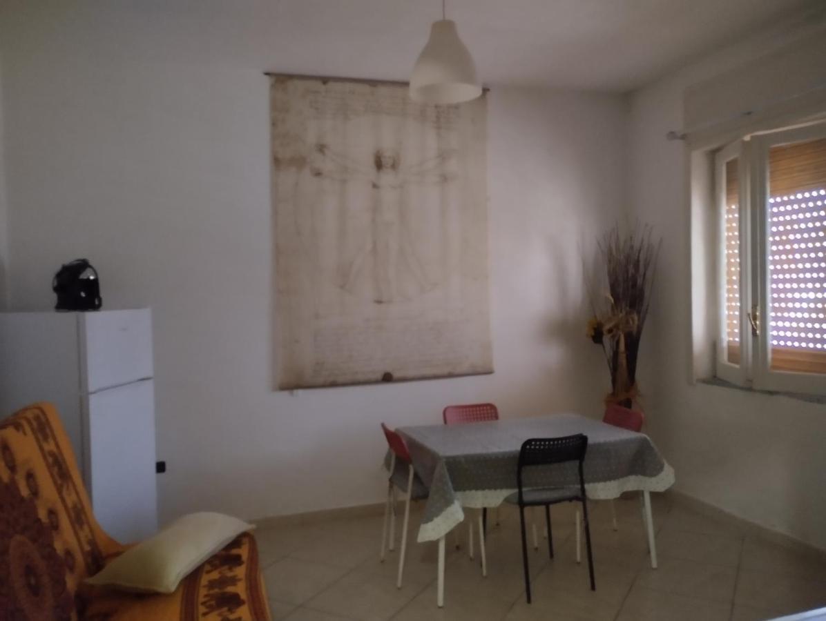 Oasi Hause Villa Castel Volturno Luaran gambar